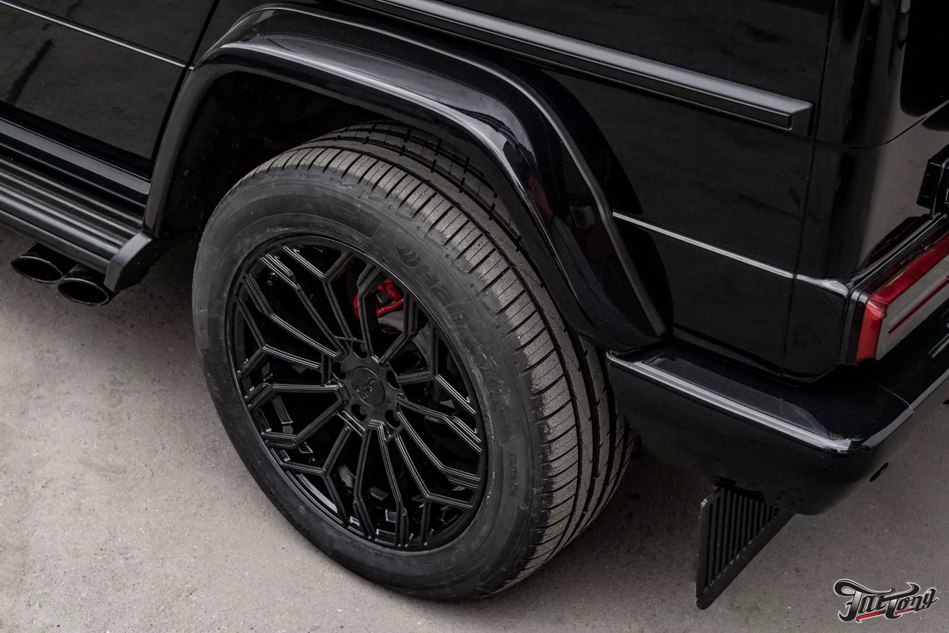 Mercedes G-class. Изготовили и установили кованые диски